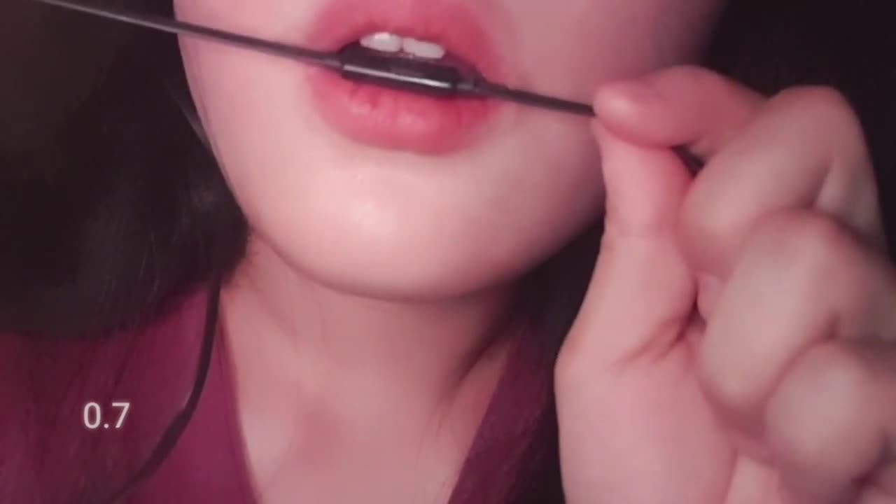 【수아-Su-a-ASMR】吃舔耳麦，口腔音，单声道