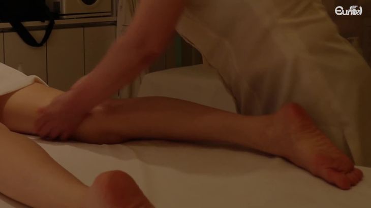 [在线ASMR]ASMR-1시간-풀코스-뻐근한-등-승모근-다리-시원하게-풀어주는-아로마-마사지-Full-Body-Massage-Therapy-with-Aroma-Oil-全身按摩-全身マッサージ