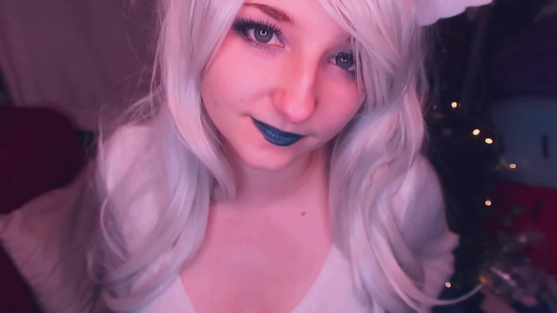 AftynRose ASMR Angel Exploring the Human Body and Blessing you with Love and Kisses