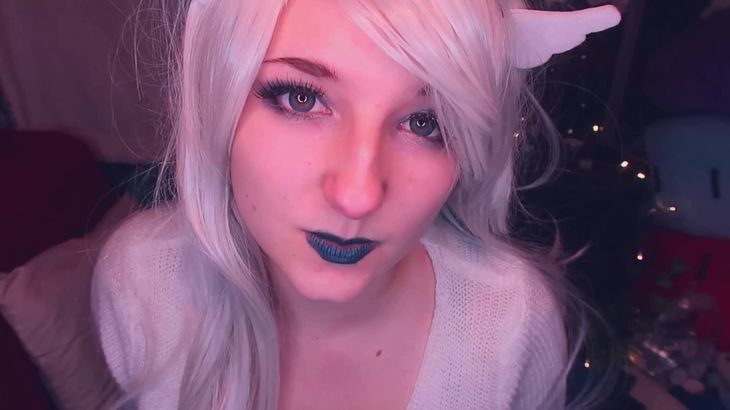 AftynRose ASMR Angel Exploring the Human Body and Blessing you with Love and Kisses