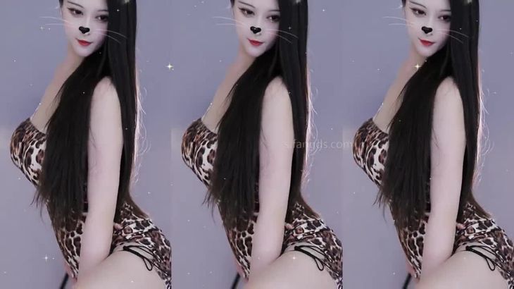 【虎牙沐亦可】粉丝付费群定制烧舞 8