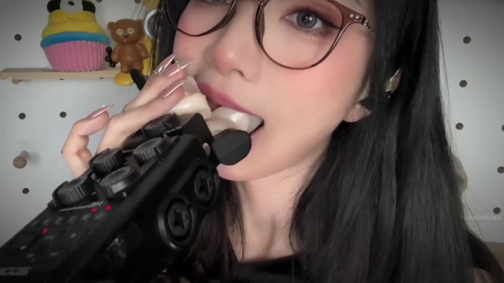 【晚安yoyo】ASMR口腔音舔耳身心放缓舒适助眠视频集 46