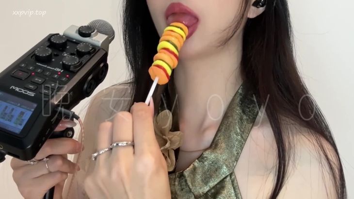 【晚安yoyo】ASMR口腔音舔耳身心放缓舒适助眠视频集 42