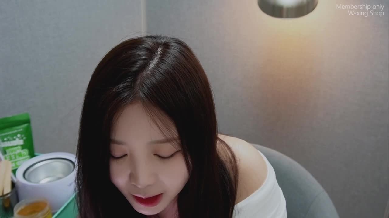 【其它助眠】YoonyingASMR系列之蜜蜡脱毛 周末晚上害羞的客人