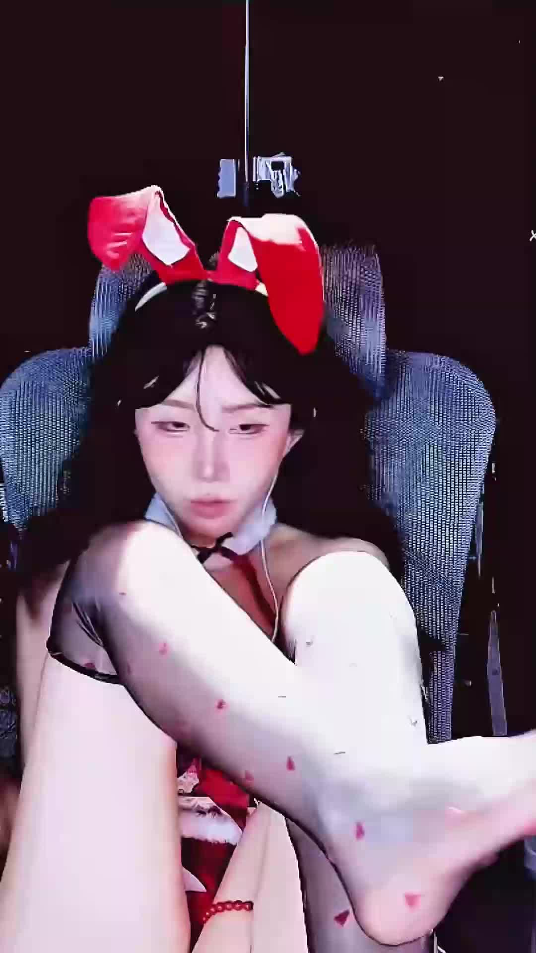 【精選助眠】老牌現役聲優Aki秋水ASMR哄睡系列之純欲兔女郎的服侍