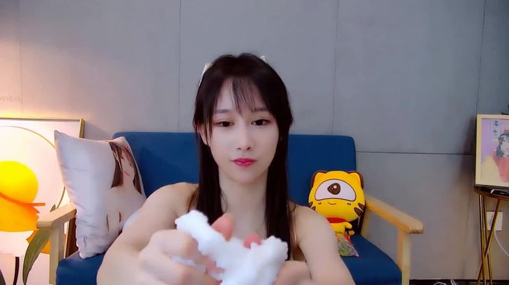 【阿稀稀大魔王ASMR】足控史莱姆摇水瓶弹舌口腔音触发音视频集 22