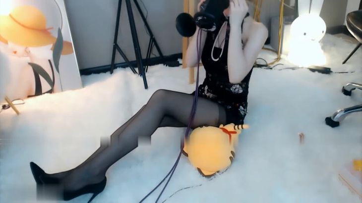 【阿稀稀大魔王ASMR】足控史莱姆摇水瓶弹舌口腔音触发音视频集 9