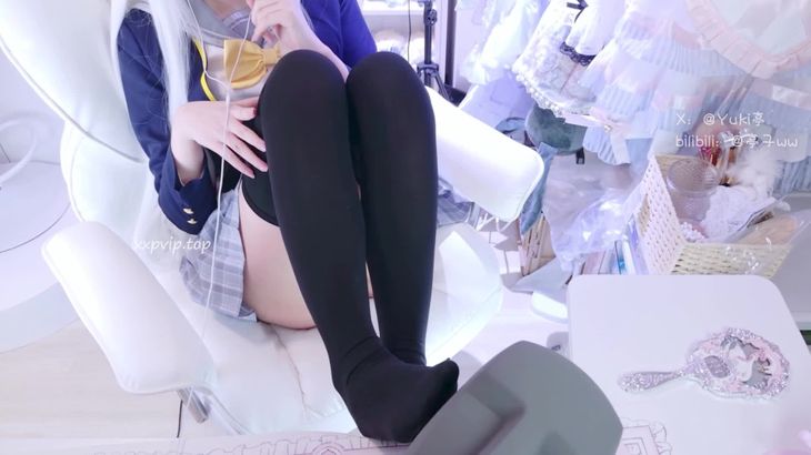 【亭子wwASMR】可爱亭宝在线助眠啦 大量COS轻语掏耳踩耳哦 8