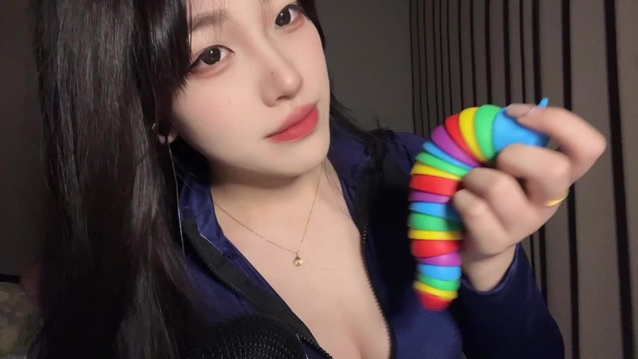 【精选助眠】璐璐睡不着ASMR轻音触发音口腔音芦荟胶甜耳哄睡合集 107