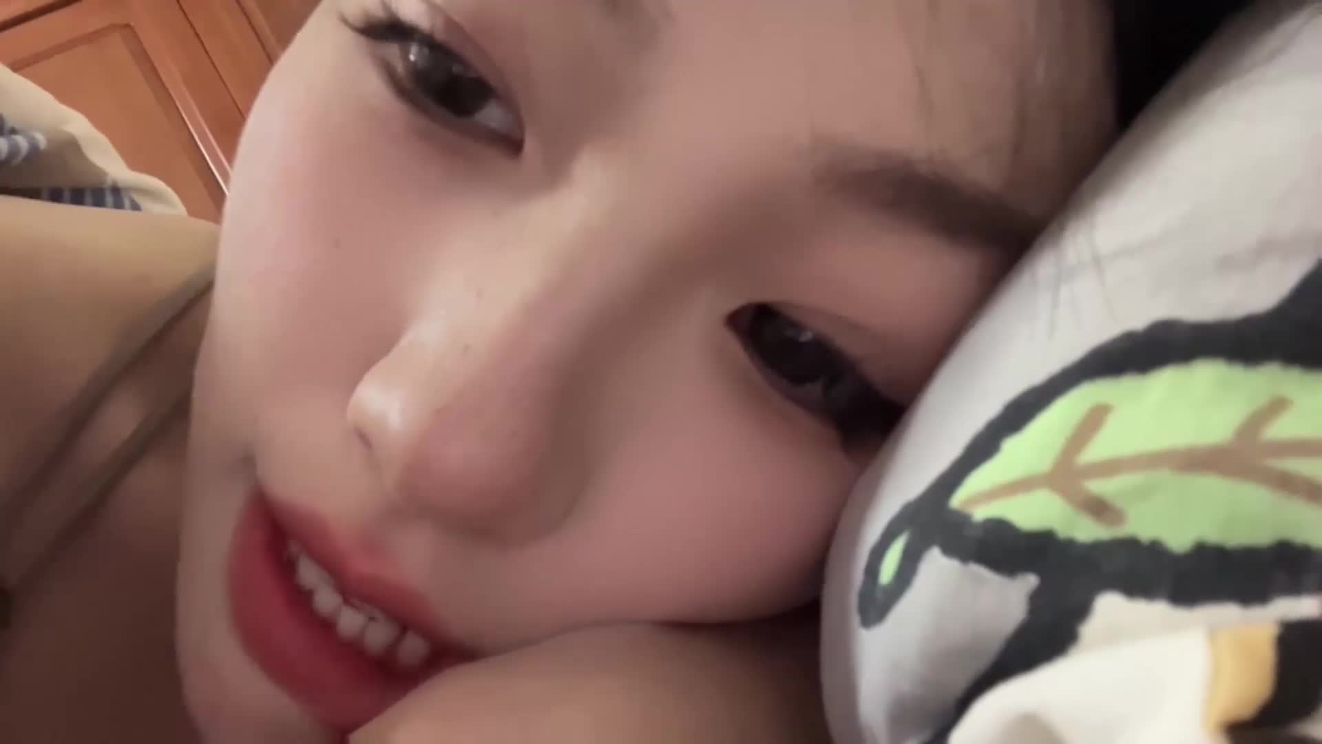 【精选助眠】璐璐睡不着ASMR轻音触发音口腔音芦荟胶甜耳哄睡合集 131