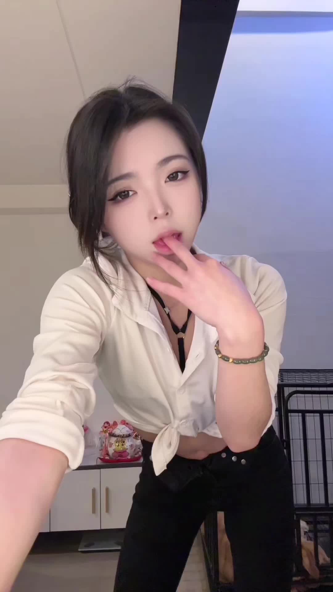 【快手瑜婉】粉丝付费群定制烧舞 2