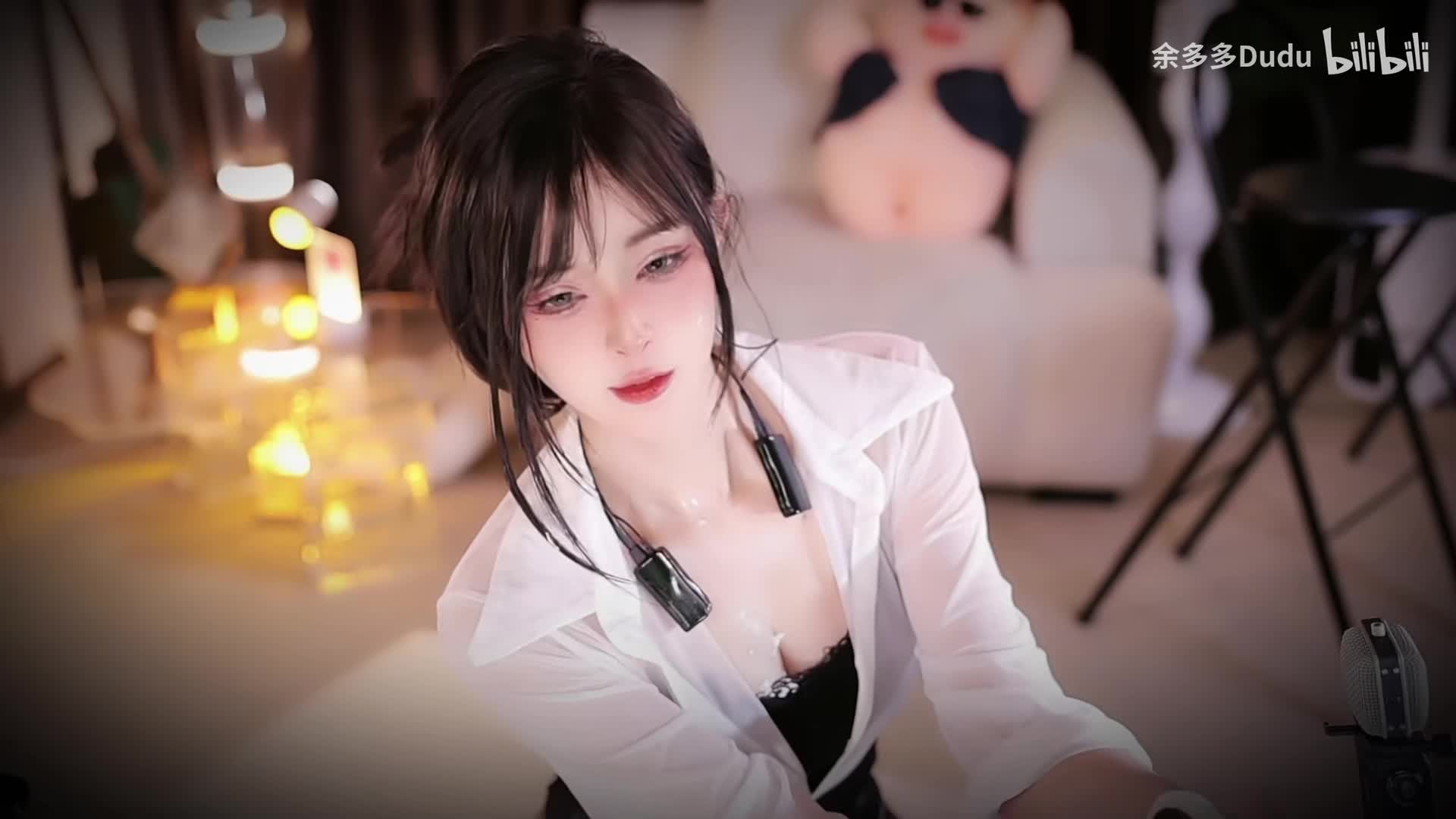 【福利助眠】高颜值妹子余多多ASMR充电福利哄睡 6