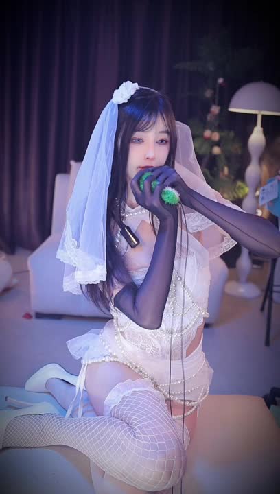 【福利助眠】高颜值妹子余多多ASMR充电福利哄睡 12