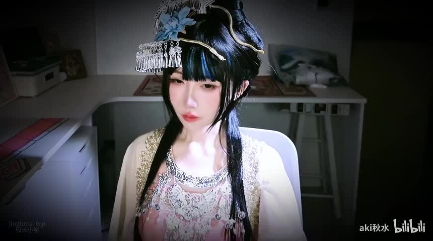 【福利助眠】Aki秋水充电福利ASMR助眠系列之剪断烦恼+头皮按摩+视觉触发+prprpr