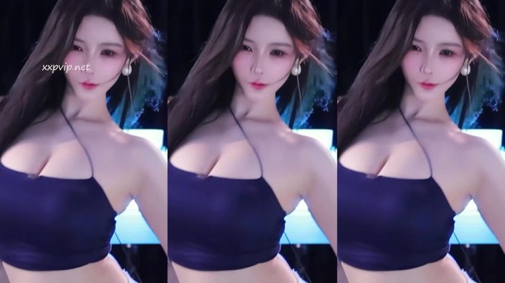 【斗鱼十九岁的真真】火箭群定制热舞合集 17