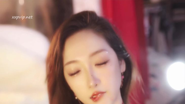 【虎牙肉肉】粉丝付费群定制抖动舞蹈 1