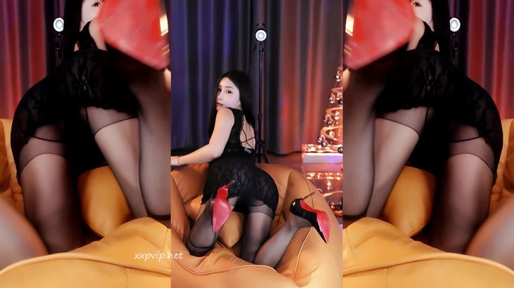 【虎牙颜色仙仙】最新土豪私人定制热舞超清专享 22