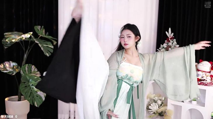 【斗鱼热舞代言人】常规赛群魔乱舞各舞姬烧舞集 41