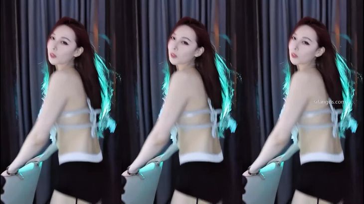 【CC小野马】极品御姐直播烧舞精选集 110